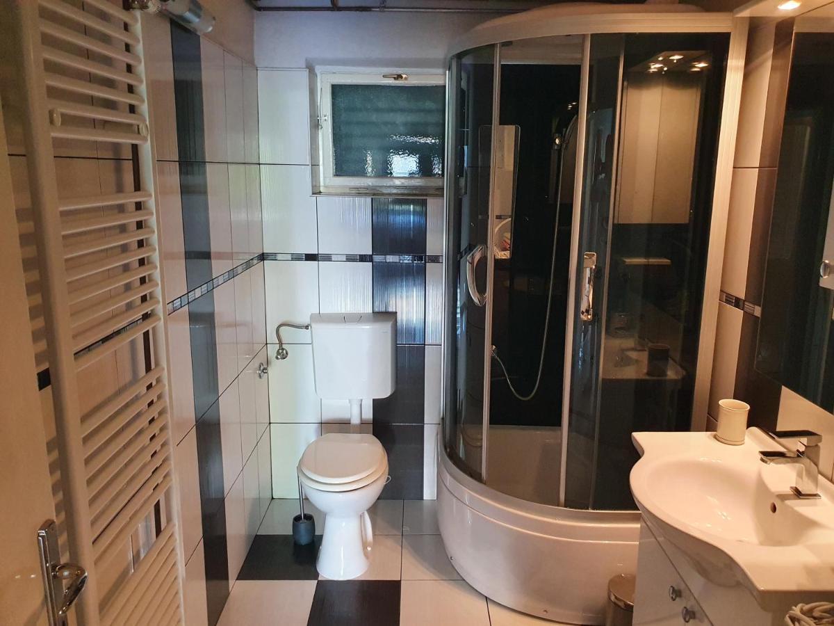 Apartman Luka Sinj Exterior foto